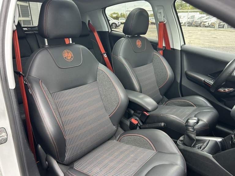 Peugeot Peugeot