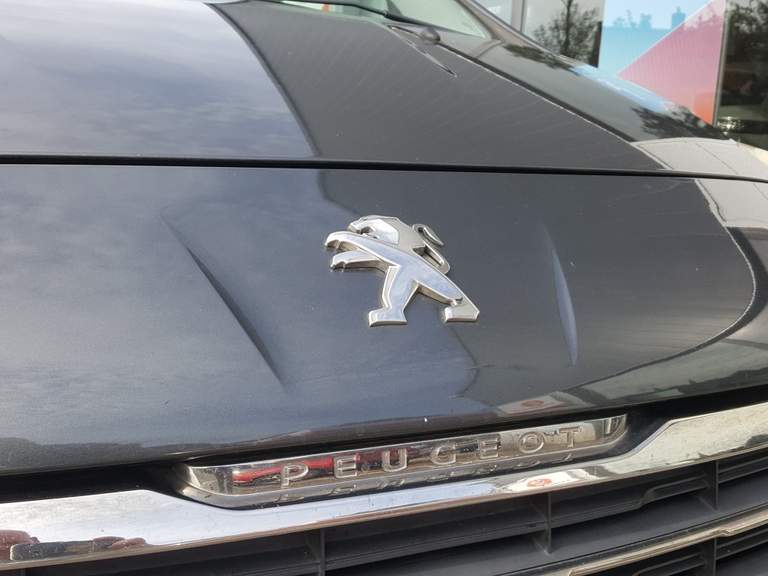 Peugeot Peugeot