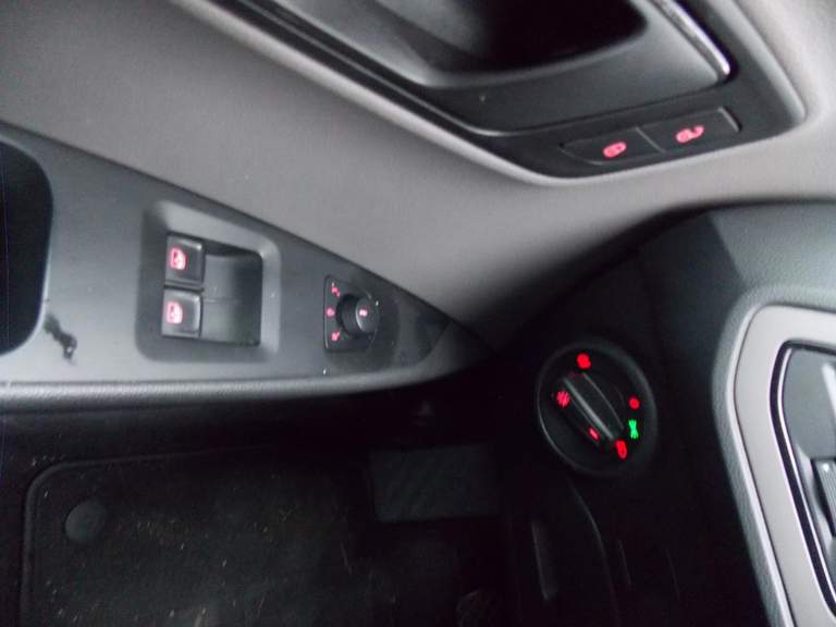 SEAT SEAT