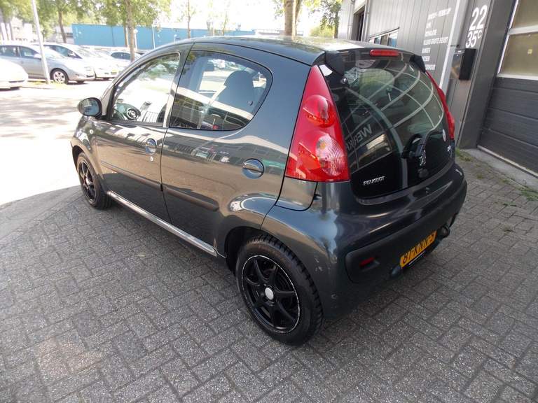 Peugeot