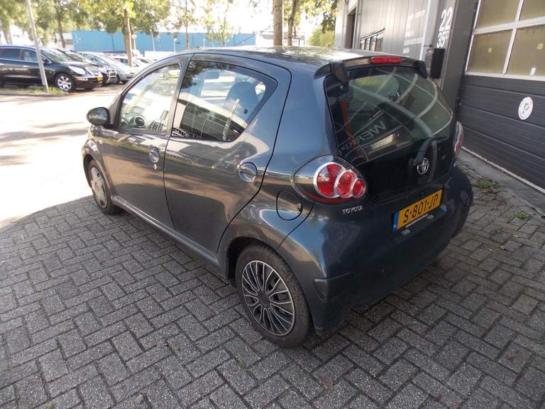 Toyota Toyota