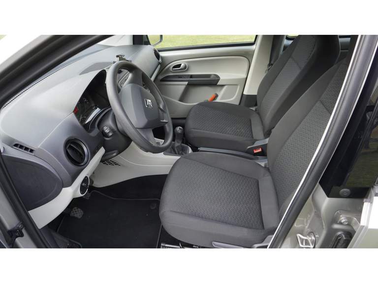SEAT SEAT