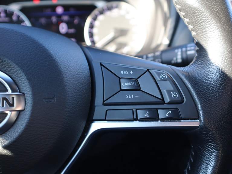 Nissan Nissan