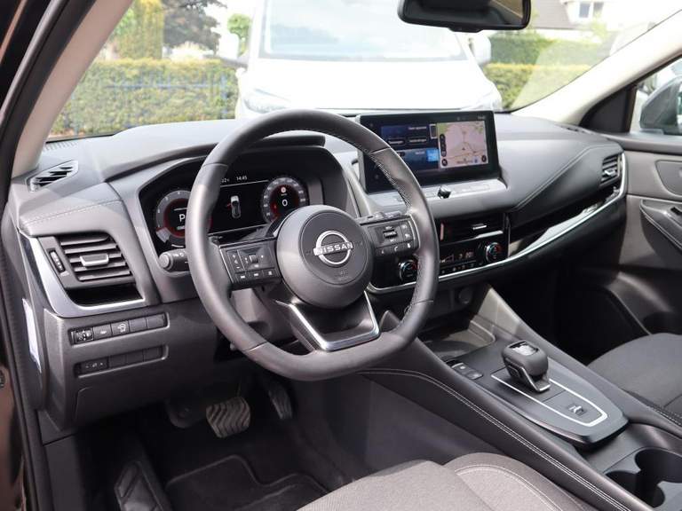 Nissan Nissan