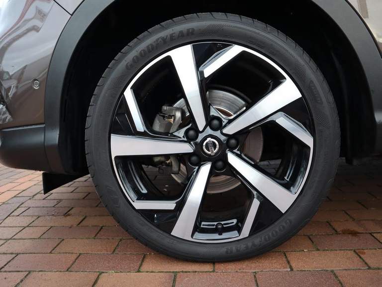 Nissan Nissan