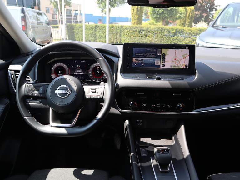 Nissan Nissan