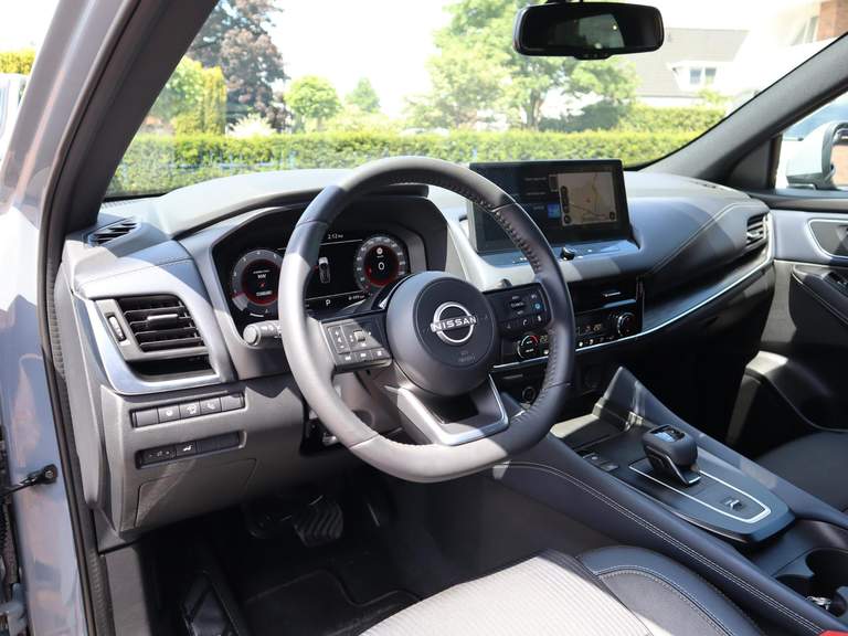 Nissan Nissan