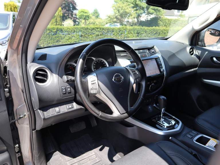 Nissan Nissan