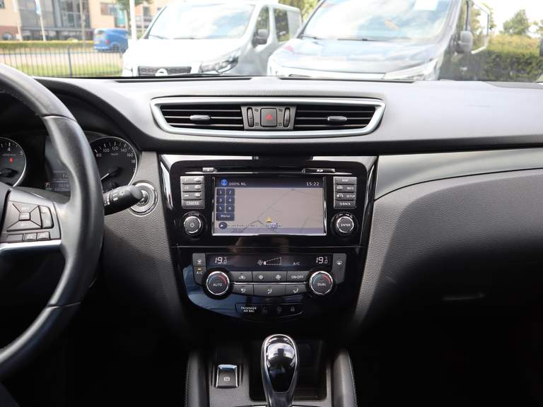 Nissan Nissan