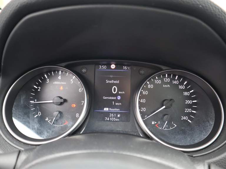 Nissan Nissan