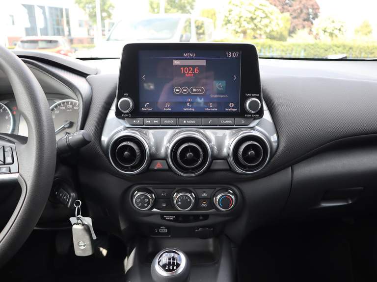 Nissan Nissan