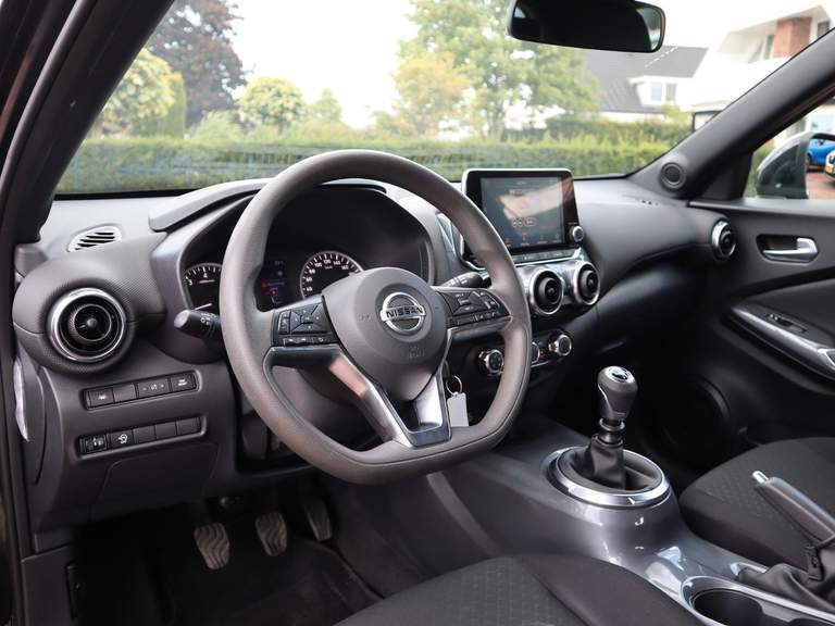 Nissan Nissan