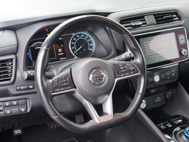 Nissan Nissan