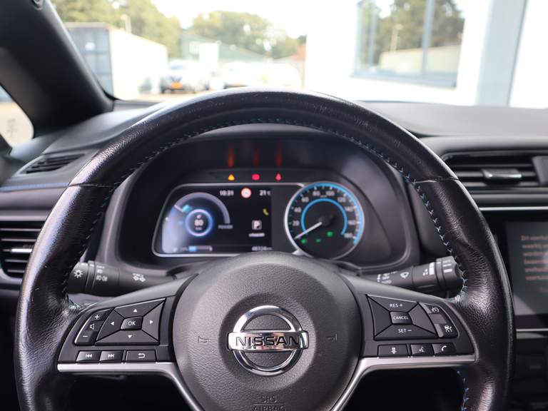Nissan Nissan