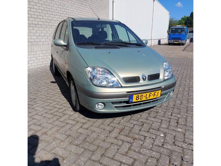 Renault Renault