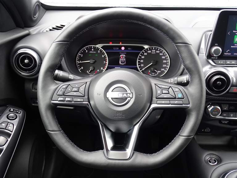 Nissan Nissan