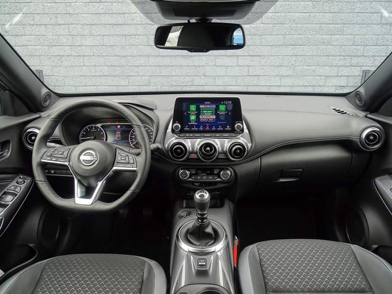 Nissan Nissan