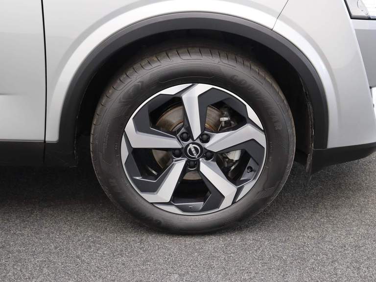 Nissan Nissan