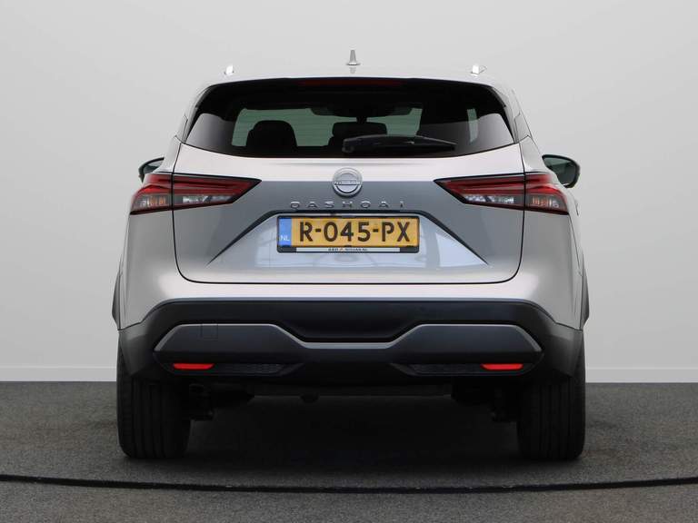 Nissan Nissan