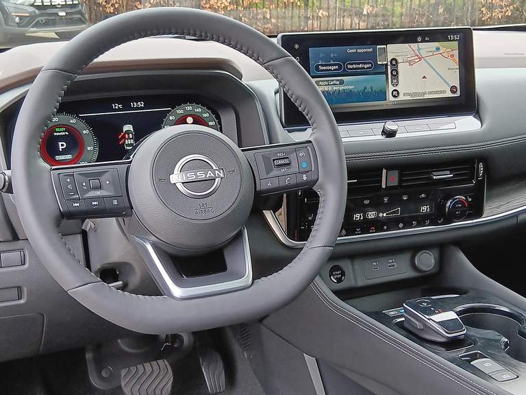Nissan Nissan