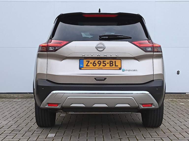 Nissan Nissan