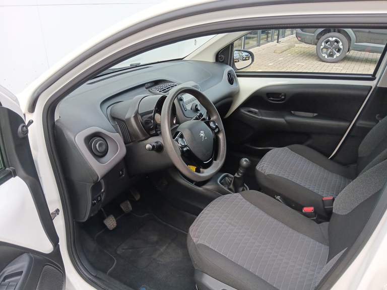 Peugeot