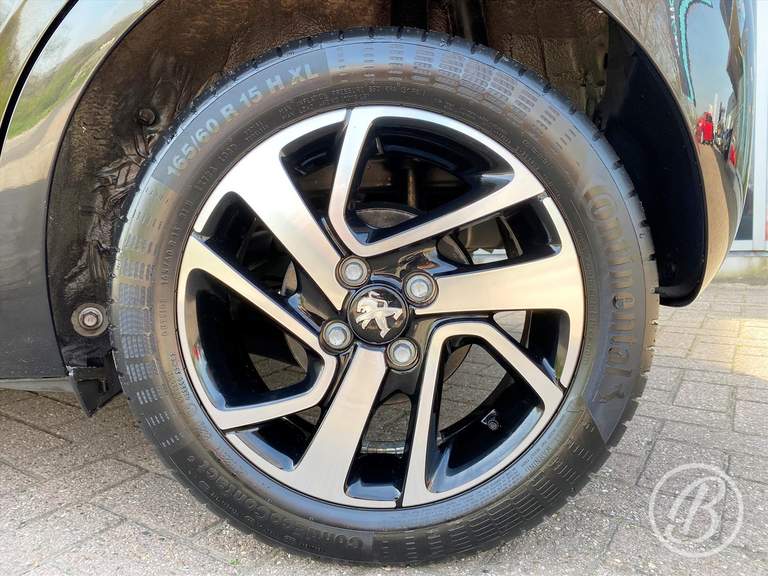 Peugeot Peugeot