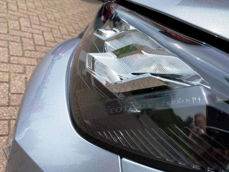 Peugeot Peugeot