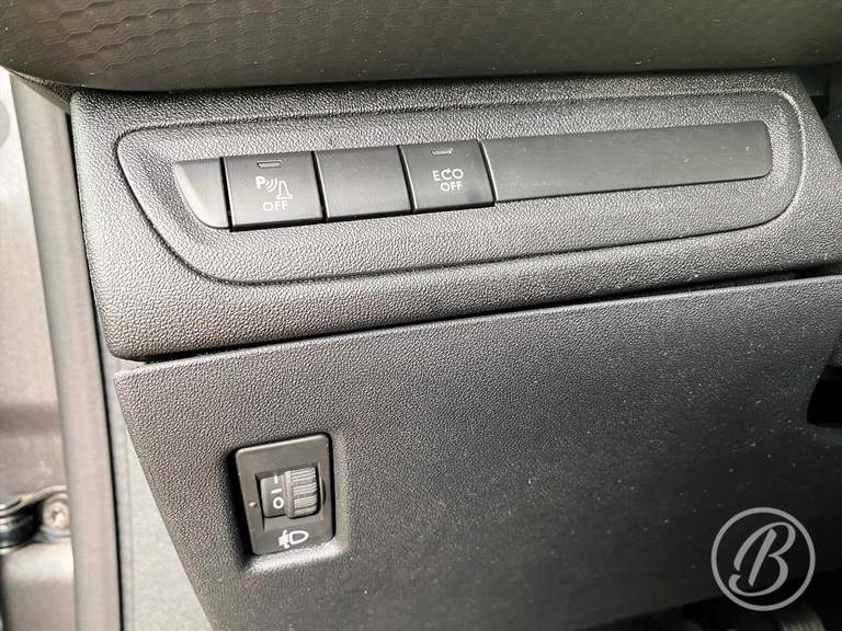 Peugeot Peugeot