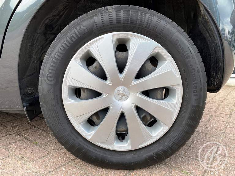 Peugeot Peugeot