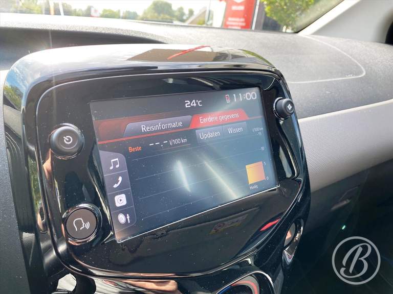 Peugeot Peugeot