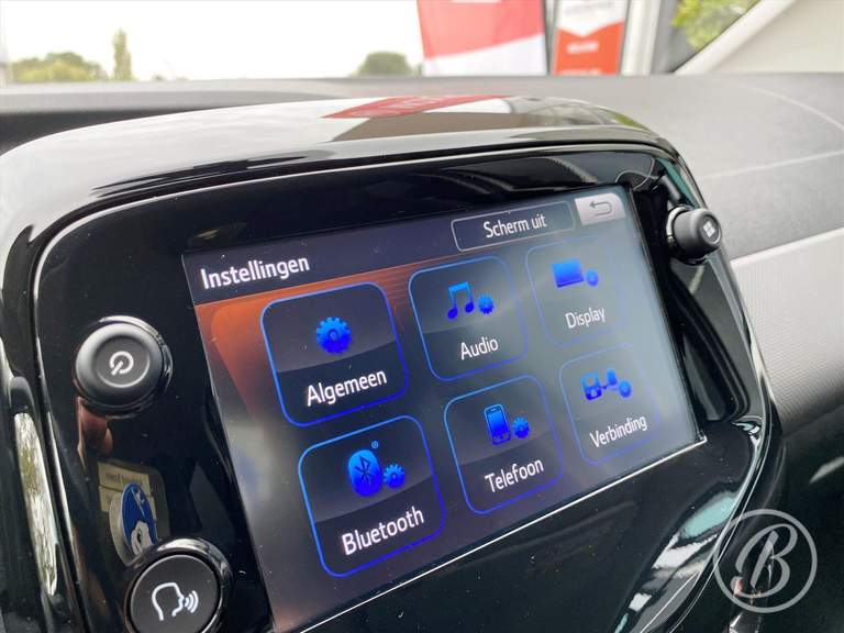 Peugeot Peugeot