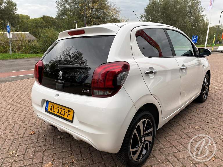 Peugeot Peugeot