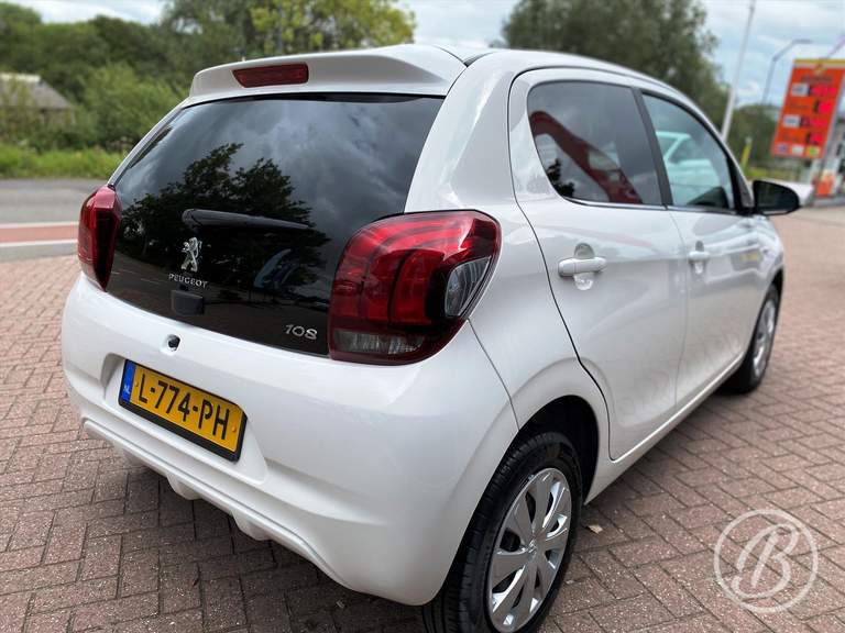 Peugeot Peugeot
