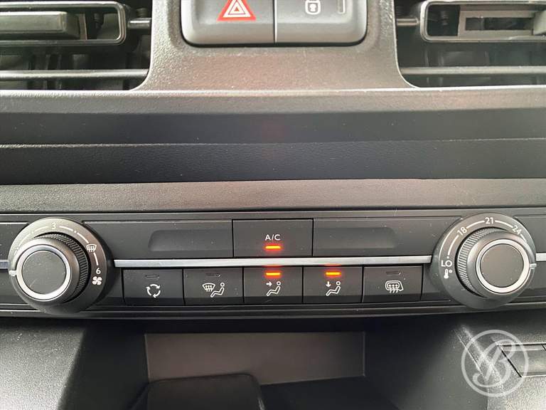 Peugeot Peugeot