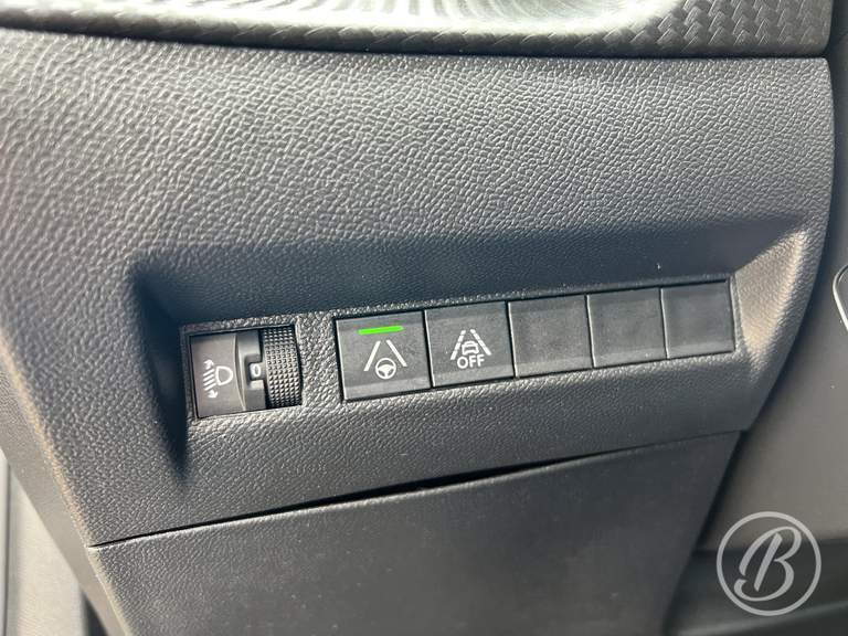 Peugeot Peugeot
