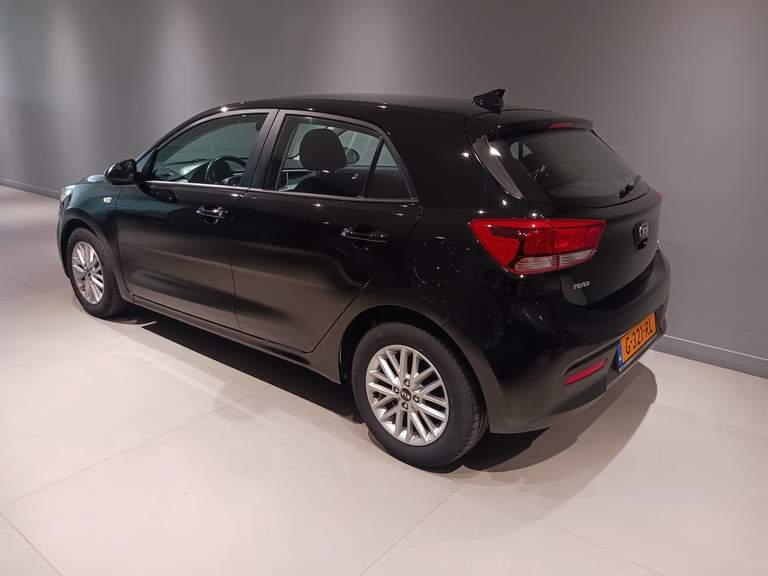 Kia