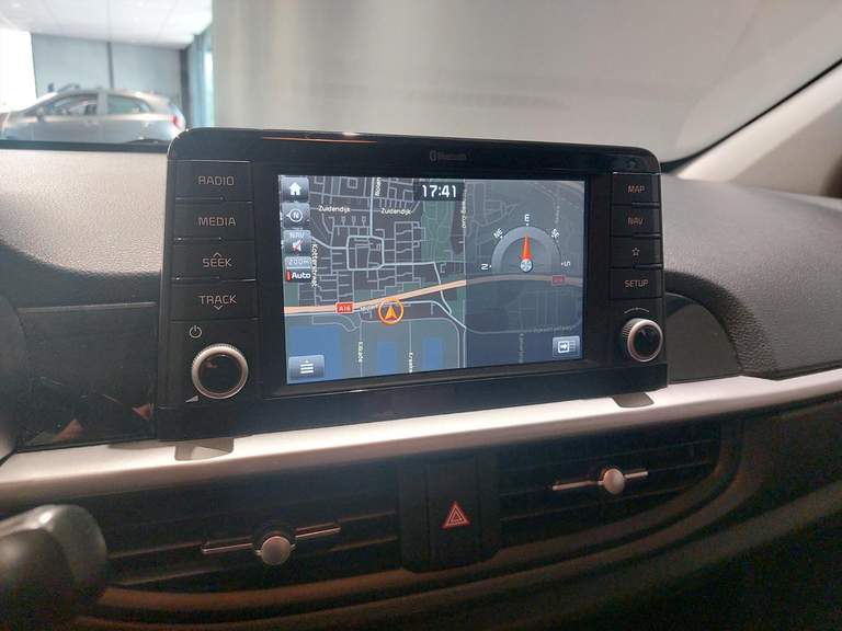 Kia