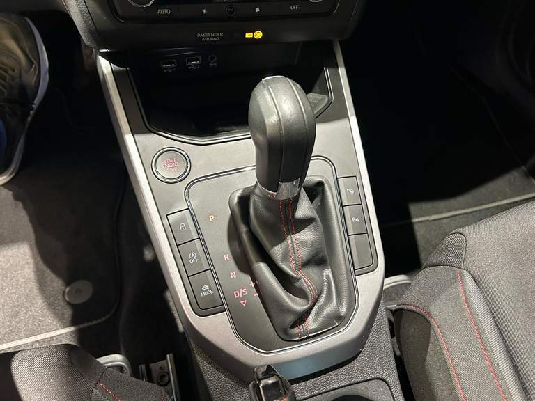 SEAT SEAT