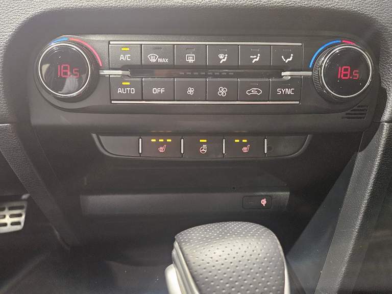 Kia Kia