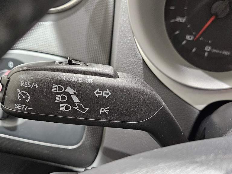 SEAT SEAT