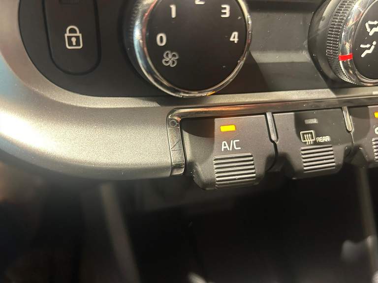 Kia Kia