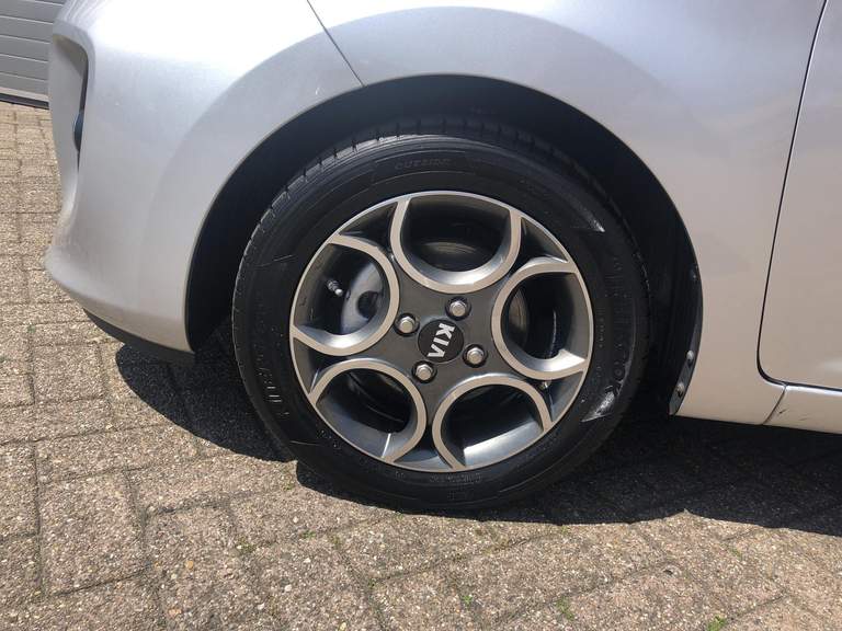Kia Kia