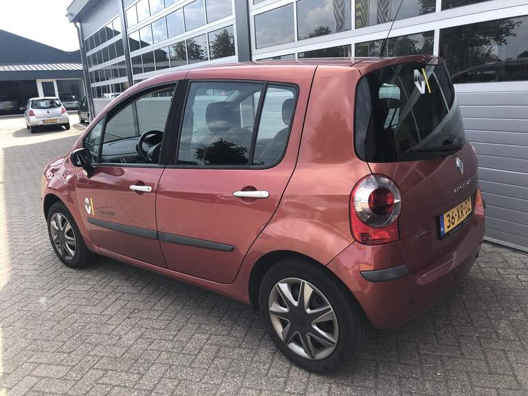 Renault Renault