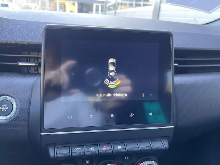 Renault Renault