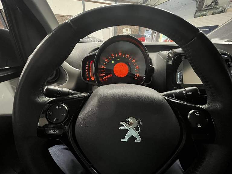 Peugeot Peugeot