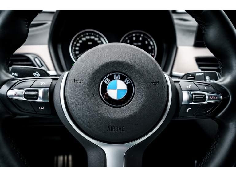 BMW BMW