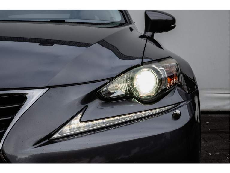 Lexus Lexus