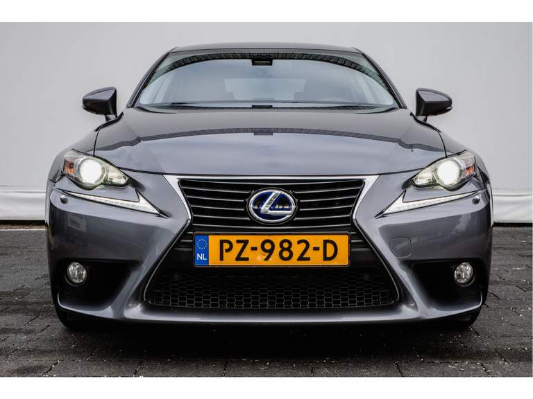 Lexus Lexus