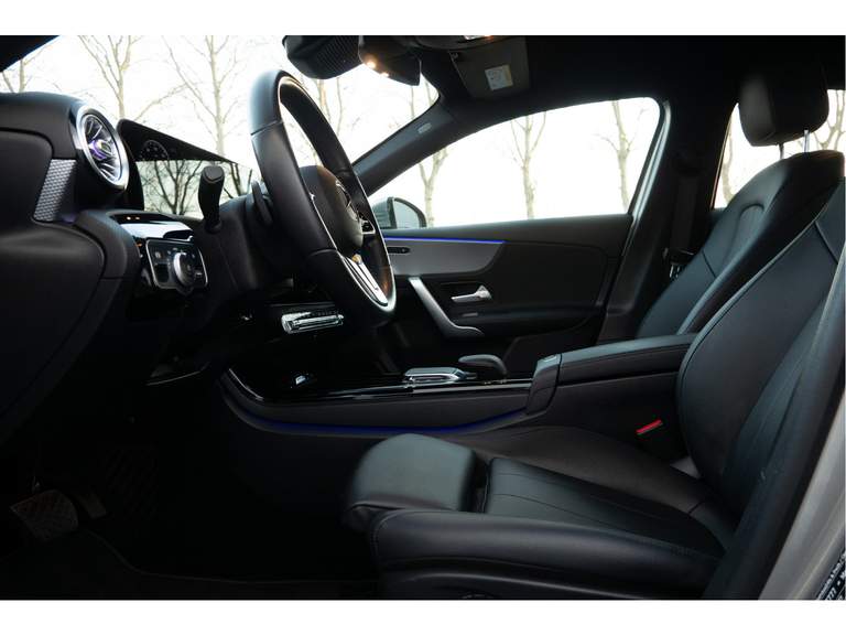 Mercedes-Benz Mercedes-Benz